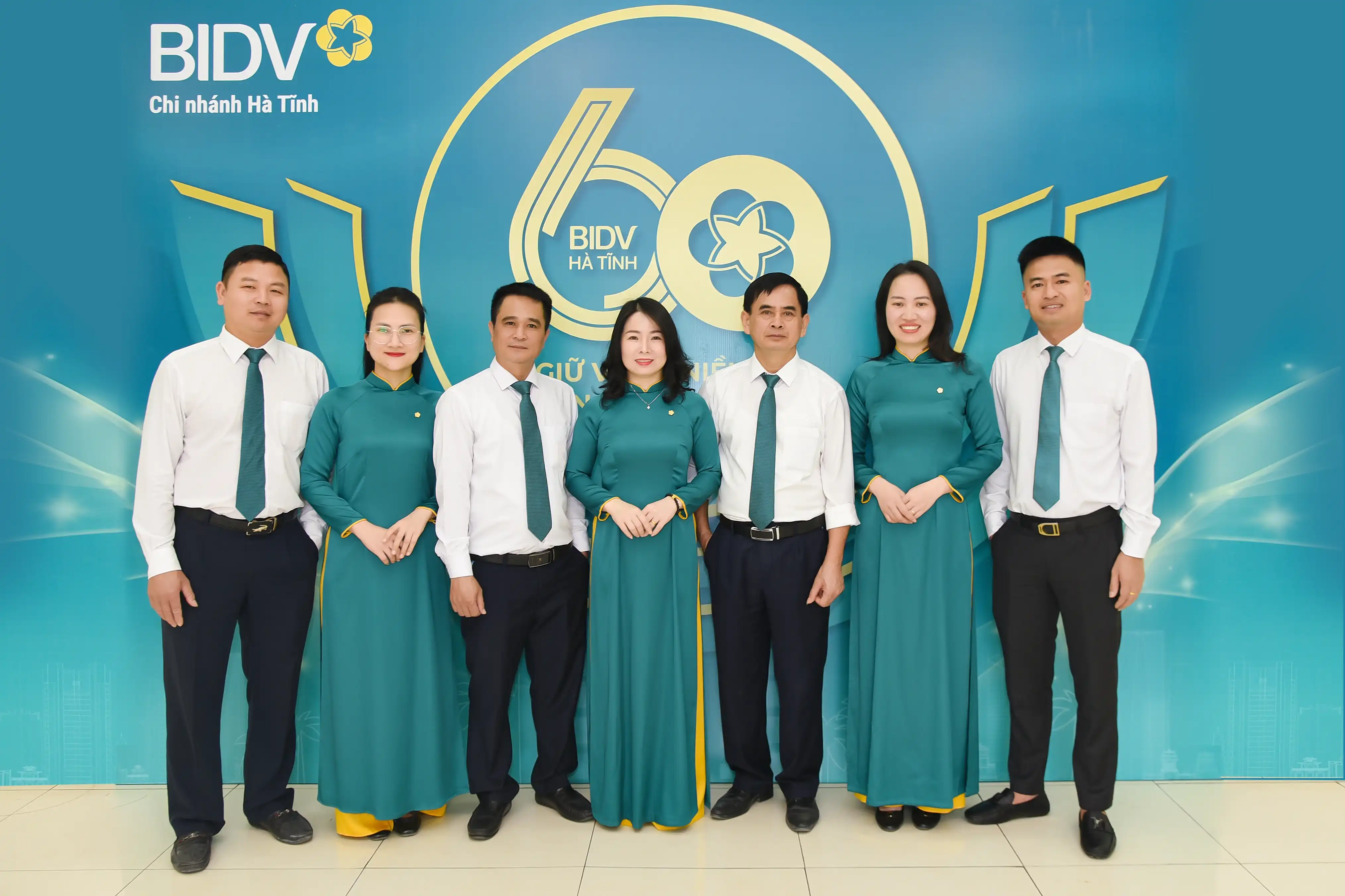 PHÒNG TỔ CHỨC HÀNH CHÍNH