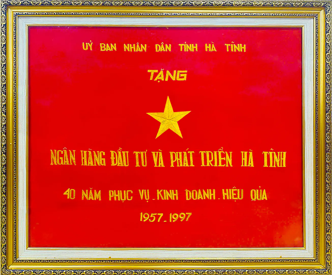 Cờ thi đua 9